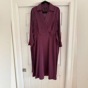 Brand new women’s Tahari satin shirtdress